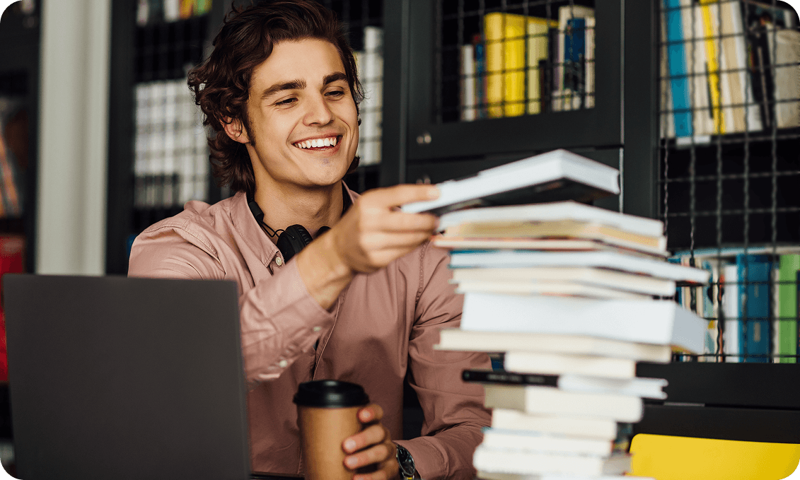 ЦІНУЄ СТРУКТУРУ